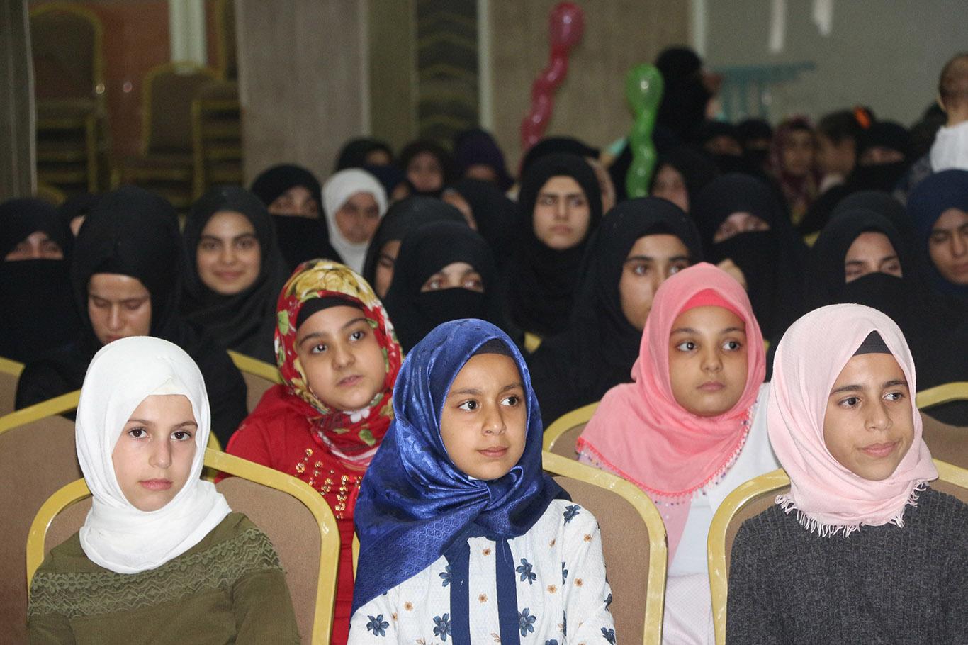 Mardin'in Kızıltepe ilçesinde düzenlenen “Hayat Namazla Güzeldir” programı düzenlendi. 